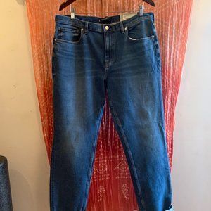 Everlane Relaxed Straight Fit Jeans